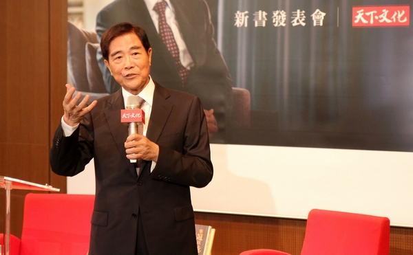 冠德董座發表新書 馬玉山：下半年房市不錯