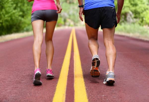 跑步會造成軟骨磨損、退化性關節炎嗎？怎麼跑步比較不傷膝？醫師一次解答 