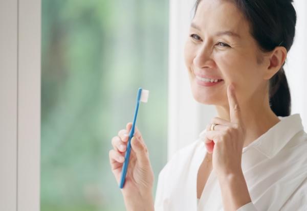 口腔內的細菌，會導致血管發炎、和大腸癌有直接關聯！如何避免口腔壞菌滋長，維持菌叢平衡？