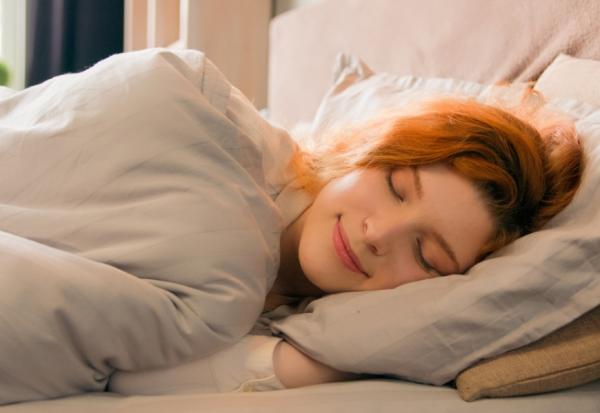 怎麼吃才能改善失眠？讓你一覺到天亮的4種飲食建議