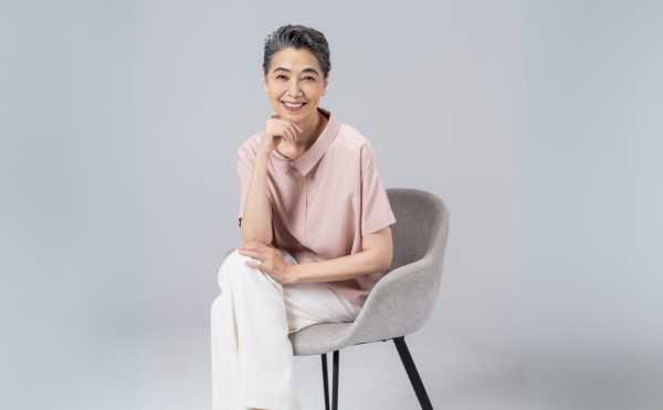 賴佩霞溫暖新作《靜心的力量》—— 想擁有健康幸福的人生，「觀照自己」最重要。