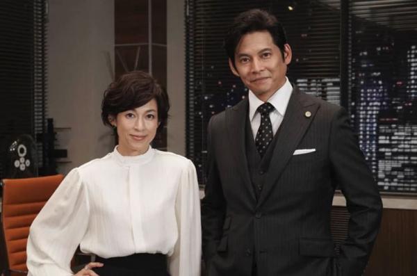 日劇女王柴門文與弘兼憲史的老後幸福學：老公做菜，老婆搞笑！