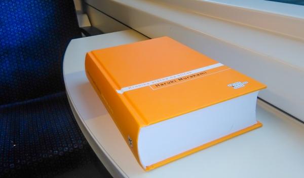 家裡沒電視、旅行不拍照！村上春樹生活得有滋有味的5個堅持