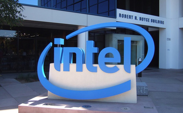 Intel前董座葛洛夫：唯有偏執者存活
