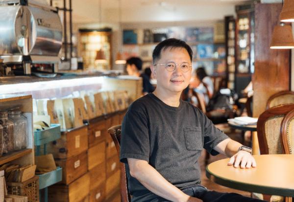 55歲重回台大讀書，暫離職場反而綜觀人生全局！前Gogoro產品長彭明義：你如何管理工作，就拿10%力氣管理人生