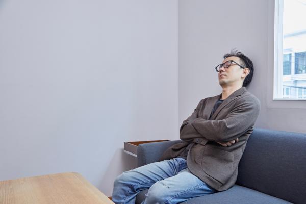 職場裡的中年人40歲累到像60歲？年紀漸大越要懂得精力管理：4階段找回活力，生活更平衡