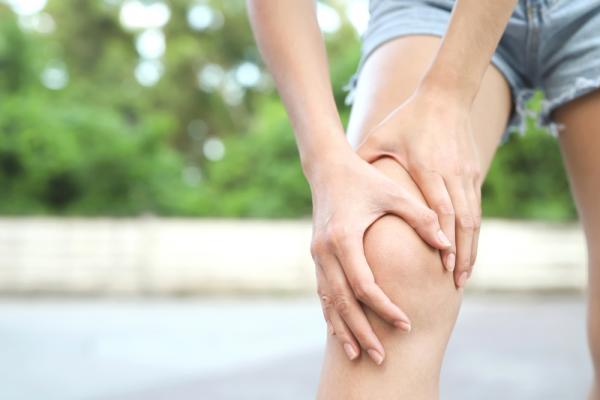 膝蓋可以不退化！骨科醫師呂紹睿：避免長年軟骨磨損導致膝蓋痛，每天練3動作讓膝關節好用到老