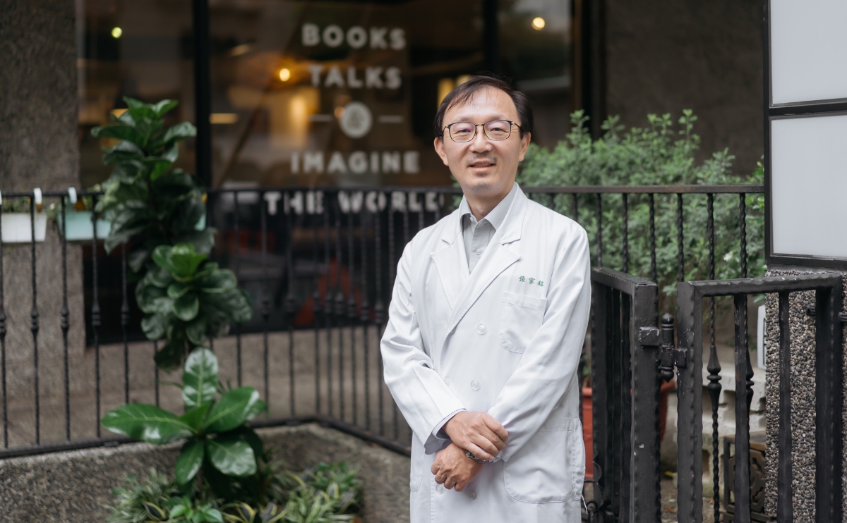 如何降低失智與神經退化風險？基因醫師張家銘：持續動起來就是最好的腦部保養《讀懂身體的訊號 》