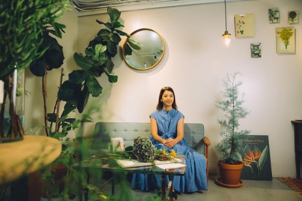 專訪花藝師嶺貴子：用一株簡單的花，創造心的餘裕