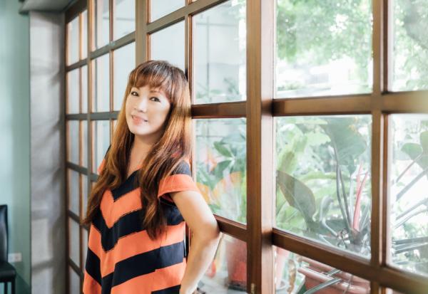 50後要每日精進！民歌手王海玲：天天喝下午茶的快樂，不如做值得自己尊敬的人