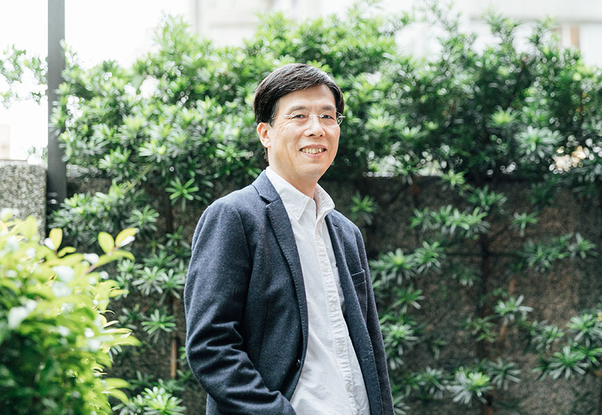 40歲退休，送走太太、父親後寫一本書！前電信業董座曹萬鈞：餘生很珍貴，要讓自己快樂一點