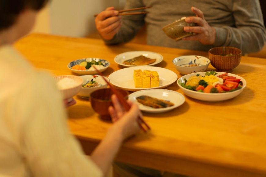 別讓初老變快老！北醫研究：50歲為界，男女飲食該做哪些改變？