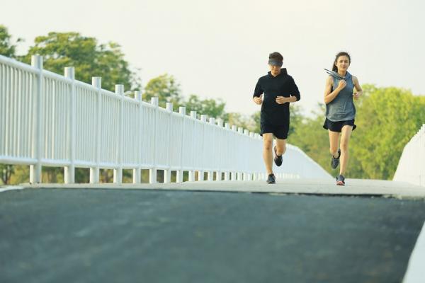 60歲看起來像50歲？保持健康4習慣，身體年齡比別人年輕！