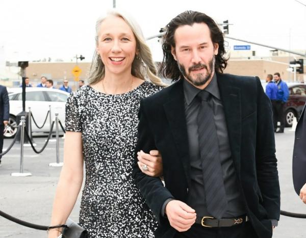 理想的熟齡戀愛，是心要真的合！基努李維和白髮女友Alexandra Grant告訴我們的4件事