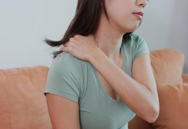 50後女性較易得五十肩，如何自我檢測與在家復健？名醫林頌凱詳細解說