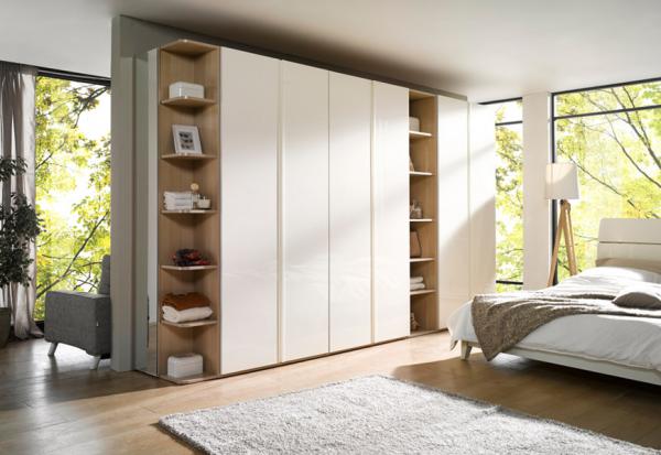 50後的臥房，要有一道「愛的隔間」！讓熟齡伴侶睡得更好、關係和睦的分房與分床提案