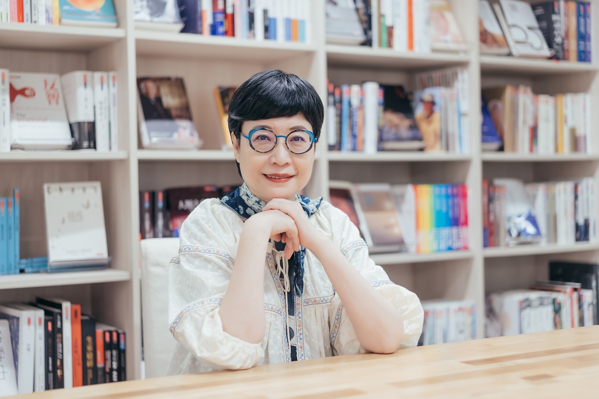 PODCAST | 50+Talk ep104 . 沮喪時如何療癒自己？張曼娟：最想和世界說的一句話，多謝款待 