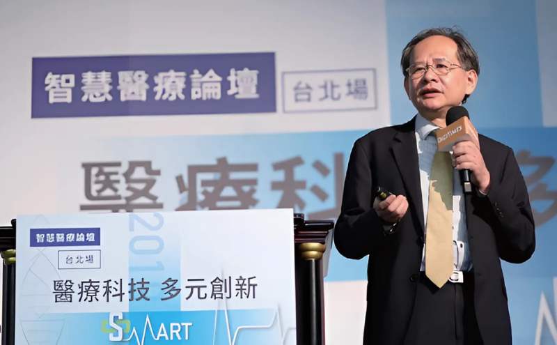 臺中榮總院長陳適安《榮耀變革》推薦序：所謂的變革，是一次又一次超越自我的挑戰！