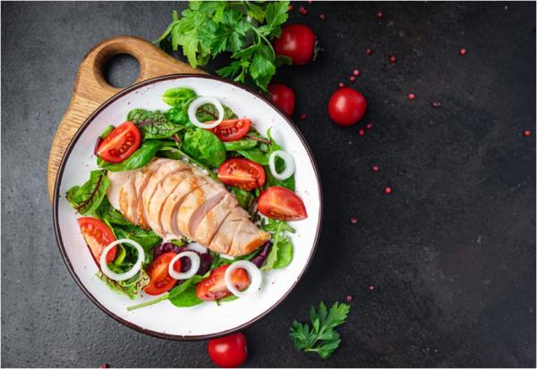 蛋白質吃不夠會肌少症、吃太多又怕傷腎！熟齡族健身飲食該怎麼吃？