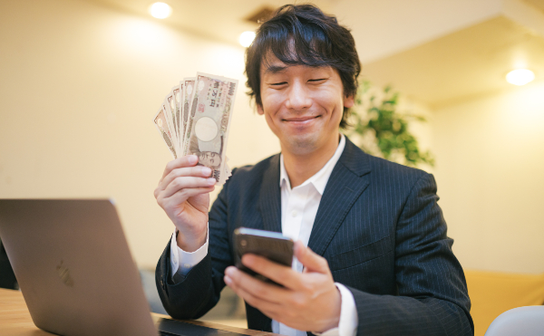 有錢能使鬼推磨？佣金制度適得其反，《企業初心》揭露關鍵原因！