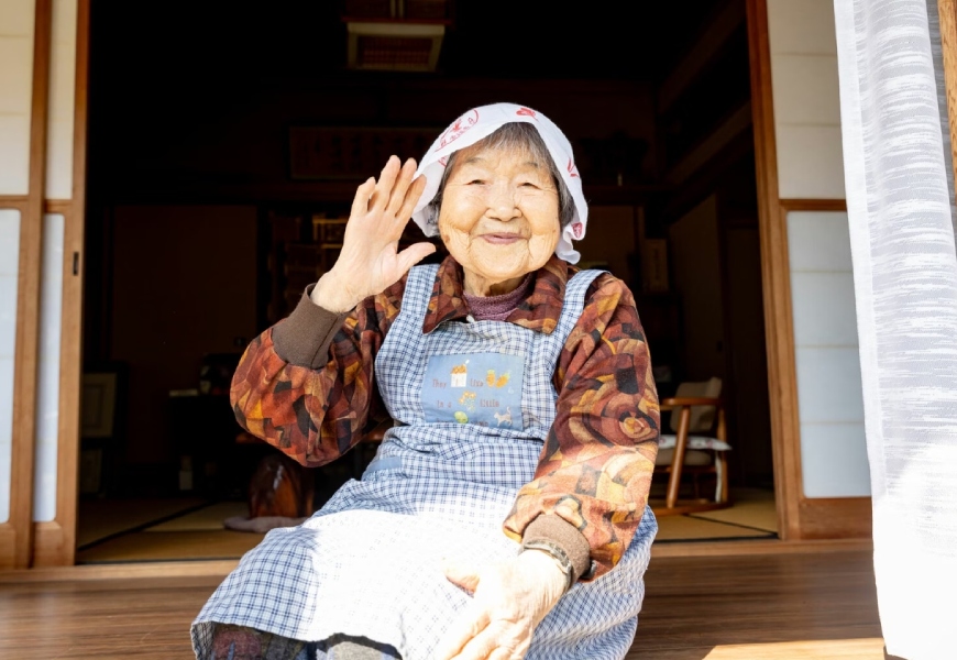 103歲一個人生活、務農，日本哲代奶奶的7個健康秘訣：人就像鋤頭一樣，不用會生鏽