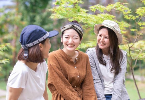 你的朋友是「充電型」或「消耗型」？遠離能量吸血鬼，避免心靈耗能