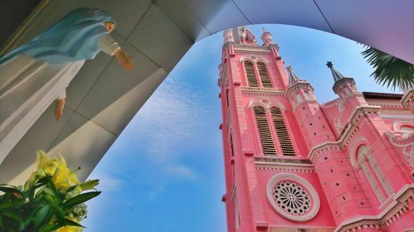 50後優雅玩越南！飛3.5小時，暢遊東方小巴黎、蔚藍海岸