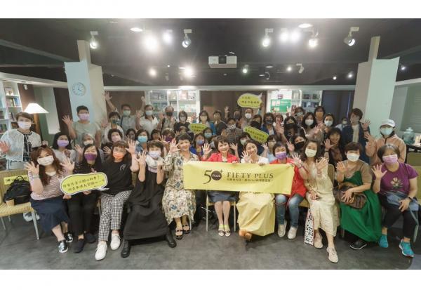 50後，如何把日子過成喜劇？金鐘主持人沈春華、影后王琄、脫口秀女王黃小胖的幽默心法