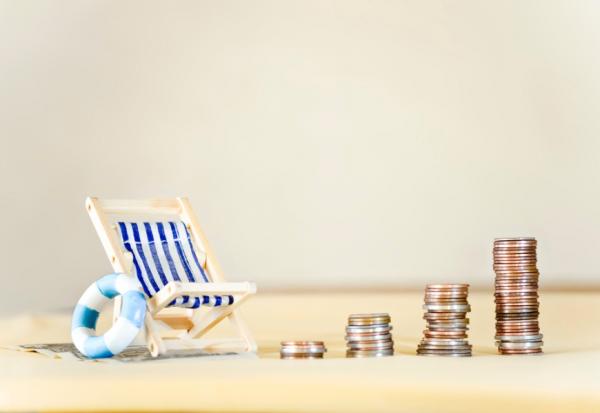 「4筆錢」資產配置法，養出退休旅遊玩樂基金！50歲到退休前、65歲剛退休的投資如何規劃？