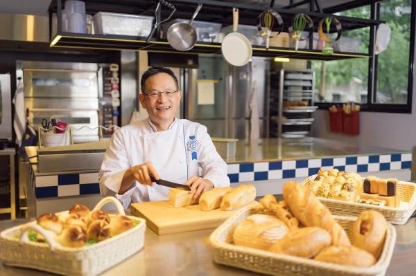 退休送自己一份大禮！David：完全沒基礎，59歲到東京藍帶學院當新鮮人