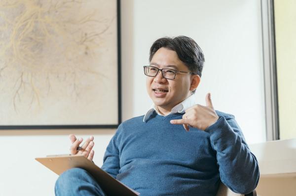 男人心裡苦，卻沒人可以傾吐？「城男舊事心驛站」鼓勵熟男「好男說出口」