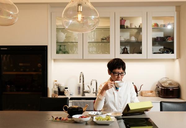 女性的家，要有安置自我的天地！蔡珠兒：每晚在舒適的廚房獨處，不做什麼就很滿足