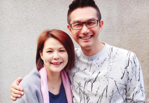 男人會怕老婆，其實是一件幸福的事！何戎：不必當完美老公，先求60分總比0分好