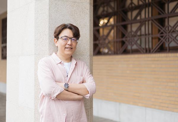 58歲照顧失智父親的單身生活  郭強生：坦然接受此生的「沒有清單」，無需透過別人肯定自我