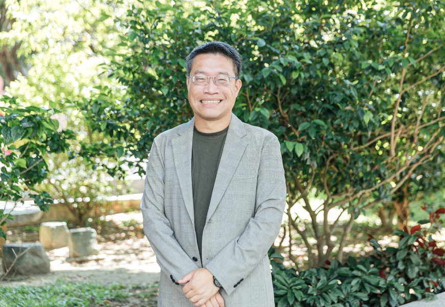 50後不再為錢工作，開心才做！謝文憲：告別式上沒人懷念你的錢或房子，中年的我們還要追求這些嗎？