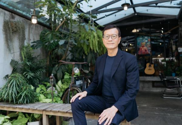 照顧母親最忙碌的階段，考取最多張證照！吳若權：每天投入零碎時間學習，成長的複利效應很驚人 