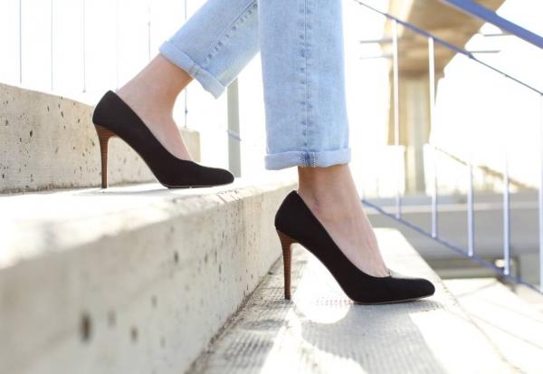 怎麼選高跟鞋才能修飾身形？造型師：3種腳型先看你是哪一種，找到舒服的優雅