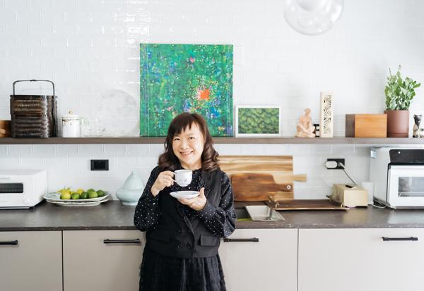 一個人更要愛吃愛生活，盡情享樂！愛飯團執行長許心怡：人生最美好的旅行，是可以獨自完成的