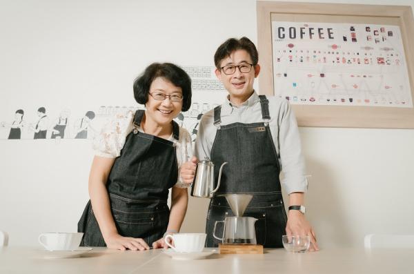 退休不無聊！「咖啡師」成為熟齡夢想新工作，專業又能分享人生滋味