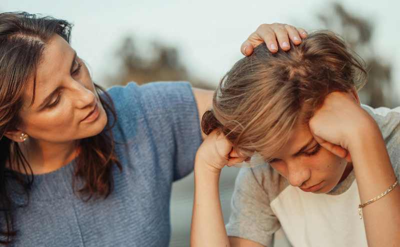成為一個更好的人！你是人際關係中的「照亮者」還是「削弱者」？｜《深刻認識一個人》