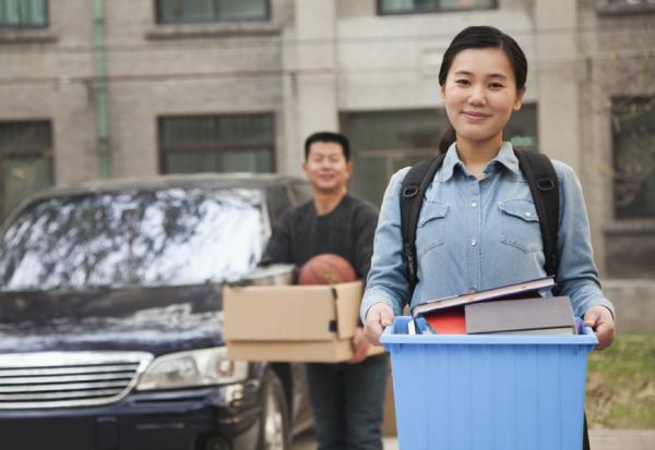 彭菊仙專欄｜孩子成年後該住家裡嗎？分離與愛一樣重要，讓一個人成為他自己