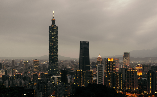 美中角力不斷，台灣如何安然度過？探討兩國差異，了解牽動地緣政治因素