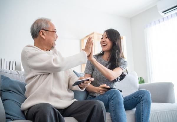 孩子說跟媽媽是好友，爸爸卻像室友！王學呈：做孩子的陪跑教練，應做好的3件事