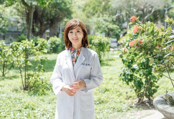 眼睛乾，其實是肝累了！中醫師吳明珠：每日按摩這2個地方，讓肝腎慢老