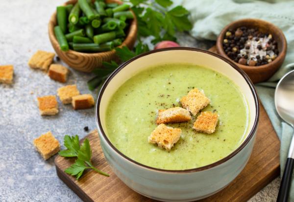 防失智、癌症、高血壓！醫師：用對方法喝蔬菜湯，可以變年輕