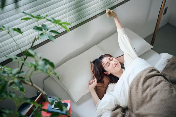 冬天賴床5分鐘才是養生！中醫師：暖和全身的心臟保養術，穩定血壓心率，提升能量