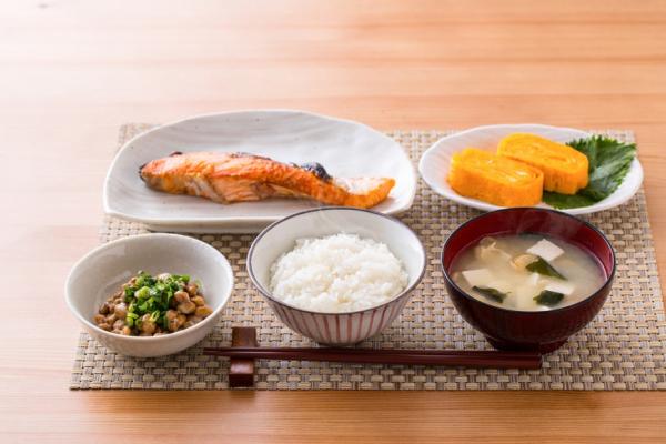 一人份的米飯，怎麼煮和保存才好吃？日料理家：美味獨食製作法