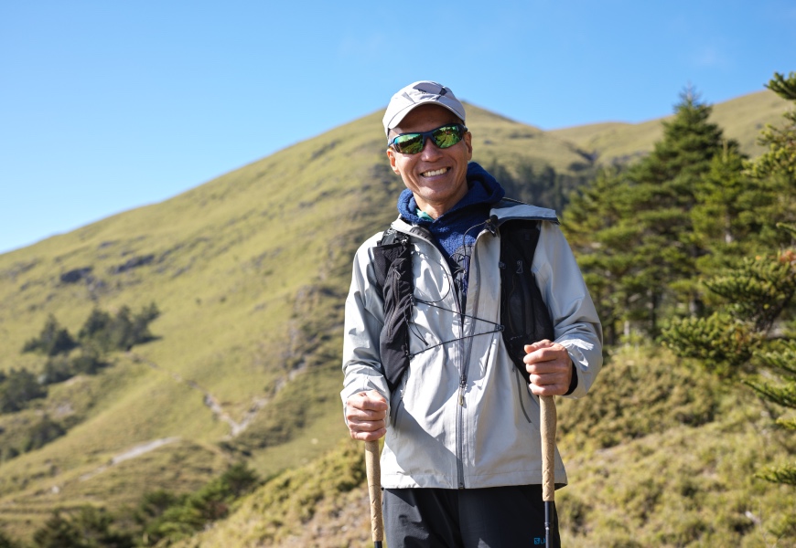 哥哥壯年離世後開始跑步，59歲還有像30歲的體能！古明政：身體進步的成就感會讓人上癮