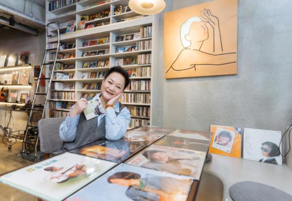 告別式應選自己喜歡的歌、而非請人假哭！民歌手邰肇玫：我免費捐一首歌，讓大家不壓抑表達「我想你」