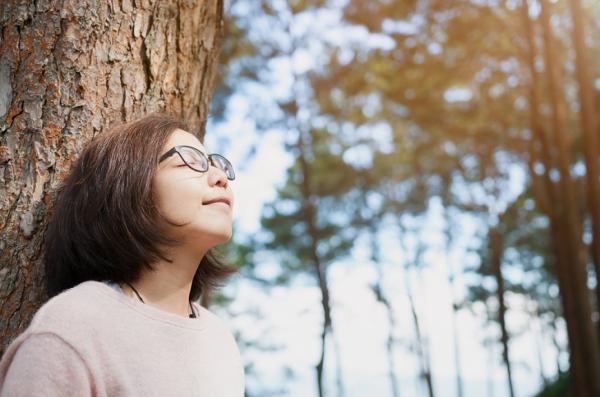 研究新知｜45歲體內玻尿酸只剩一半！如何補，才能改善愈來愈乾的眼睛？